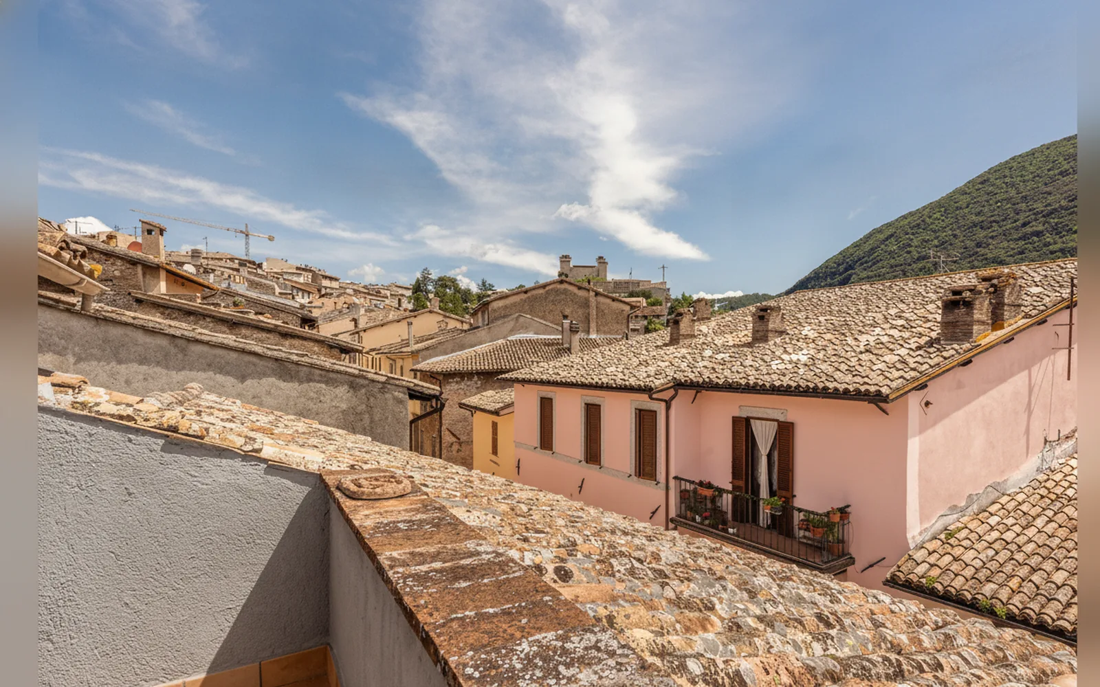 Antonia Home — Appartamento nel centro storico di Spoleto, 